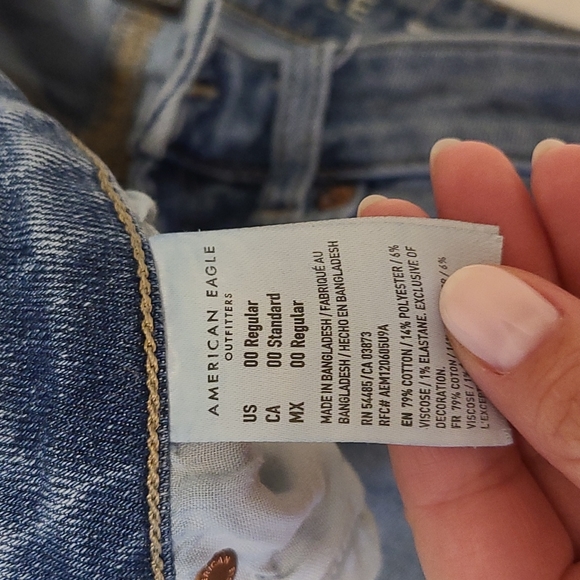 American Eagle stretch mom jeans - Picture 4 of 4
